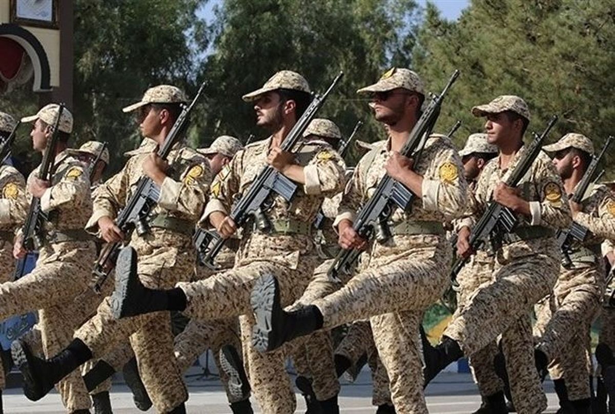 معاون وظیفه عمومی پلیس البرز گفت: معافیت سه فرزندی و بیشتر فقط تا پایان سال ‏‏۱۴۰۴ اجرا می‌شود، لذا مشمولان واجد شرایط می‌بایست در فرصت در نظرگرفته شده از طریق دفاتر ‏خدمات الکترونیک انتظامی پلیس+۱۰ برای ثبت درخواست خود اقدام کنند. ‏