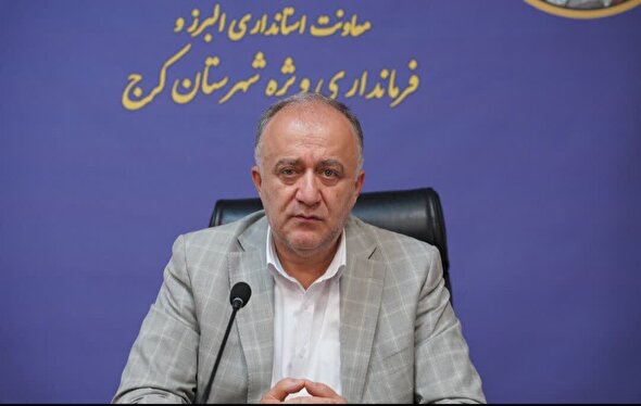 مدیران با ائمه جمعه برای توسعه شهرستان همراه شوند