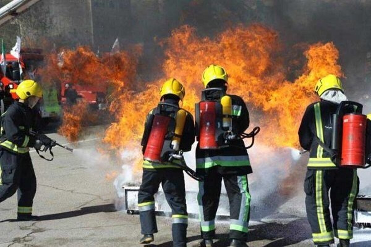 سرپرست سازمان آتش نشانی و خدمات ایمنی شهرداری کرج گفت: طی شهریور ماه سال جاری آتش‌نشانان به ماموریت ۳۸۷ مورد حریق و ۱۰۶۴ مورد حادثه اعزام شده‌اند.