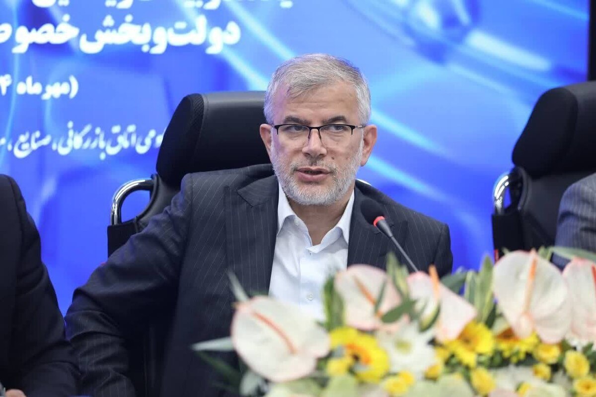 صد و بیست و یکمین جلسه شورای گفت‌وگوی دولت و بخش خصوصی استان البرز به ریاست استاندار البرز و با حضور مدیران دستگاه‌های اجرایی، نمایندگان بخش خصوصی، فرمانداران و اعضای اتاق بازرگانی برگزار شد.