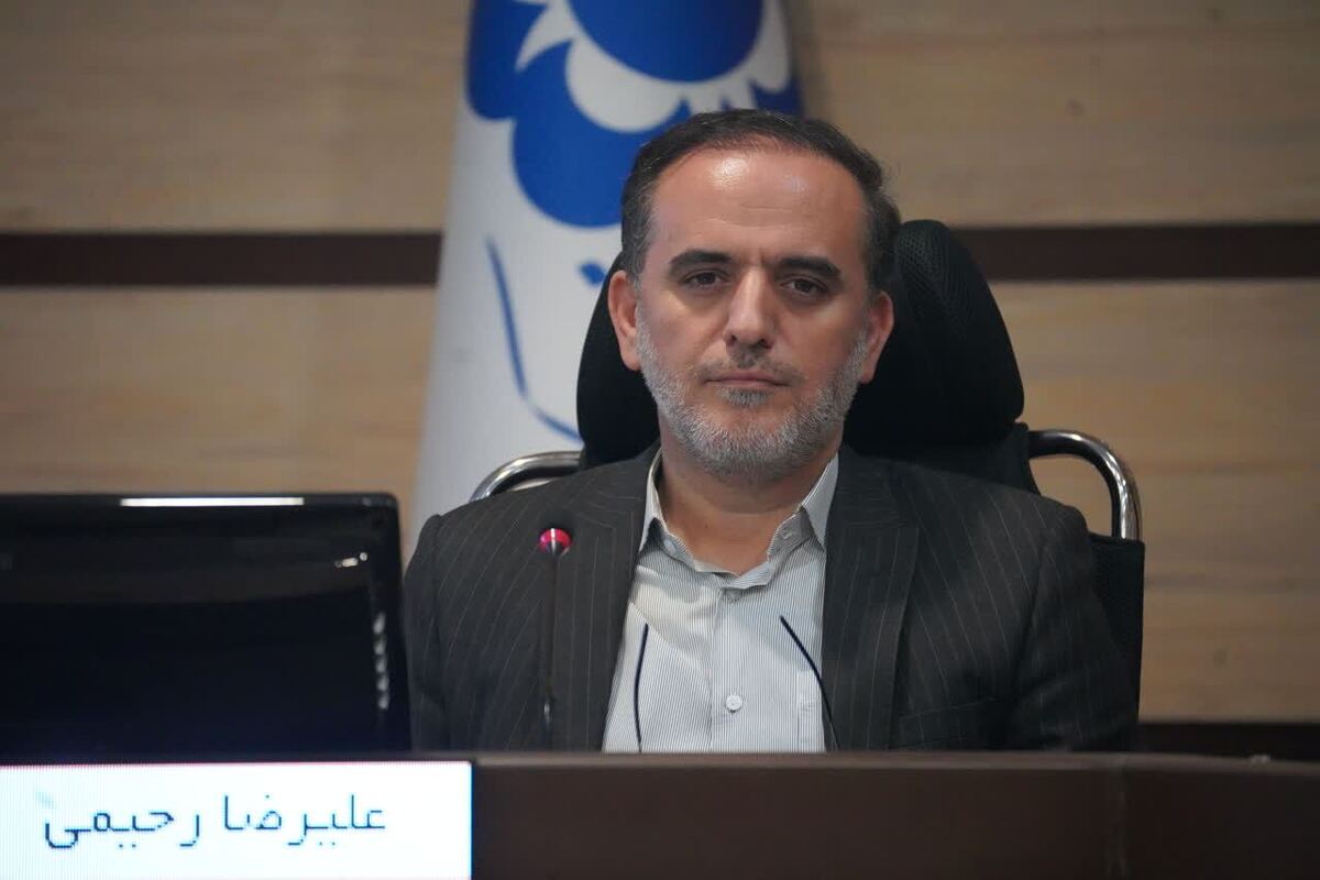 علیرضا رحیمی با انتقاد از نحوه برنامه‌ریزی و برگزاری برای گرامیداشت روز کرج تأکید کرد برگزاری عجولانه یک