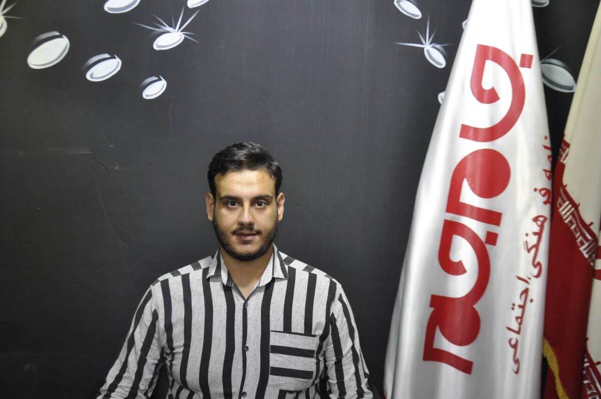 روزنامه جام جم البرز، با سجاد خزائلی، مدیر مجموعه آقا بزرگ، گفتگویی انجام داده که ماحصل آن را در ذیل می‌خوانید: