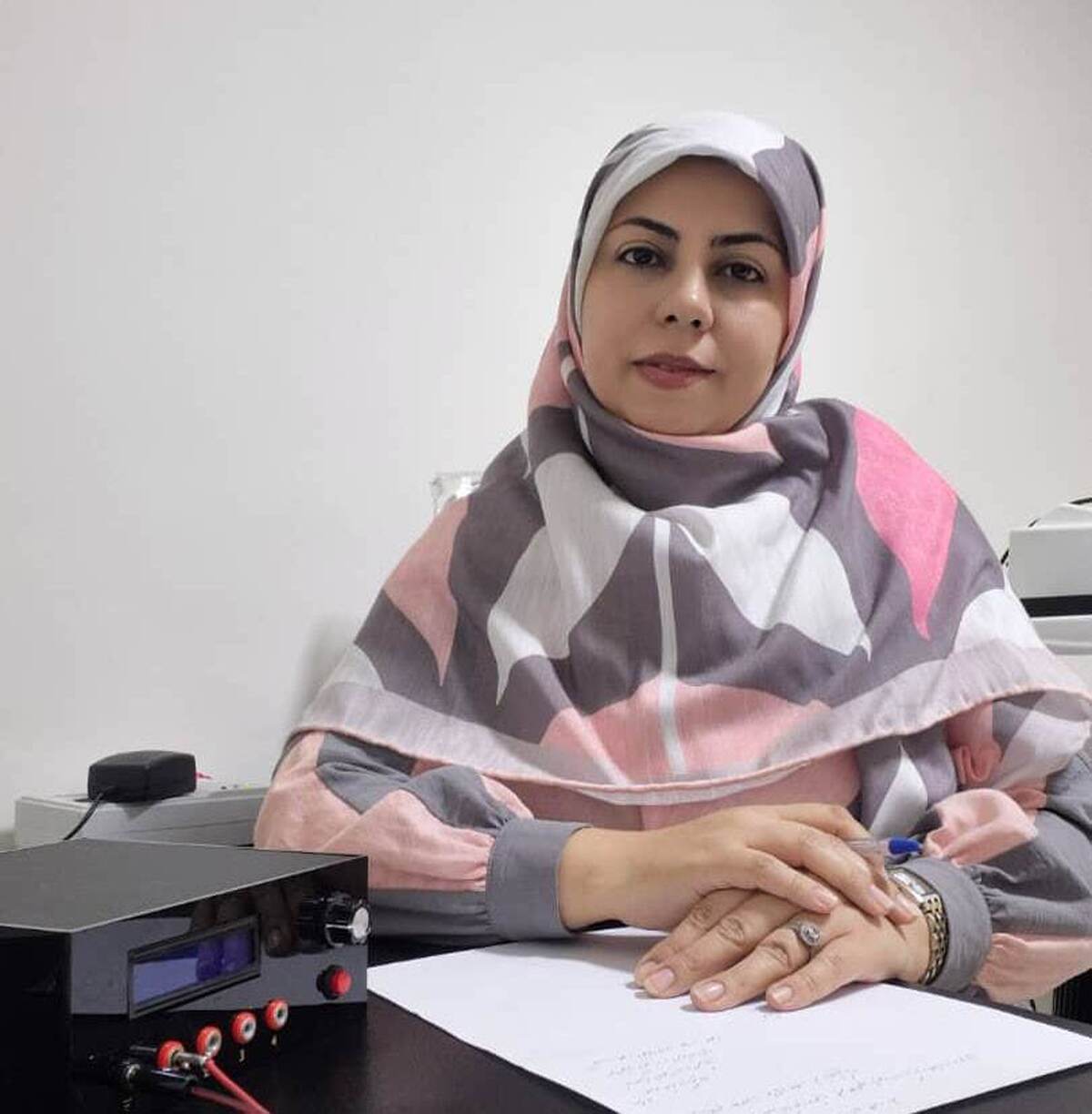 روزنامه جام جم البرز، گفتگویی را با هانیه حسن زاده، مدیر و مسئول دفتر مشاوره مونس، انجام داده است که ماحصل آن را در ذیل، می‌خوانید: