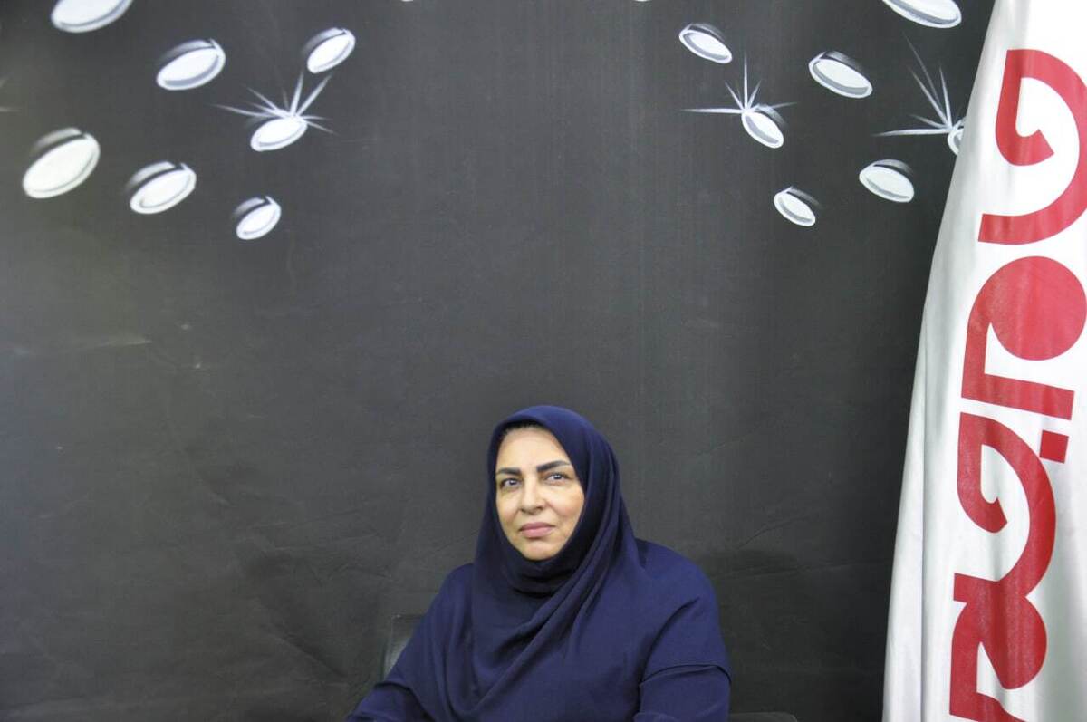 روزنامه جام جم البرز، فاطمه جعفری آذر، مدیر هنرستان مهرآور، انجام داده است که ماحصل آن را در ذیل، می‌خوانید: