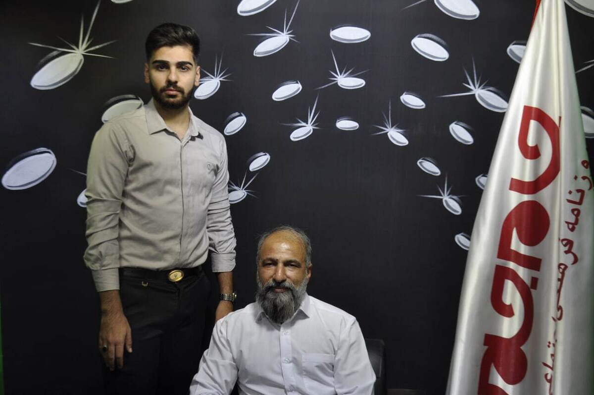 روزنامهٔ جام جم البرز، گفتگویی را  با محمّد کاظمی و آرشام انوری، فعال در حوزه تولید روغن های گیاهی، انجام داده است که ماحصل آن را در ذیل، می‌خوانیم: