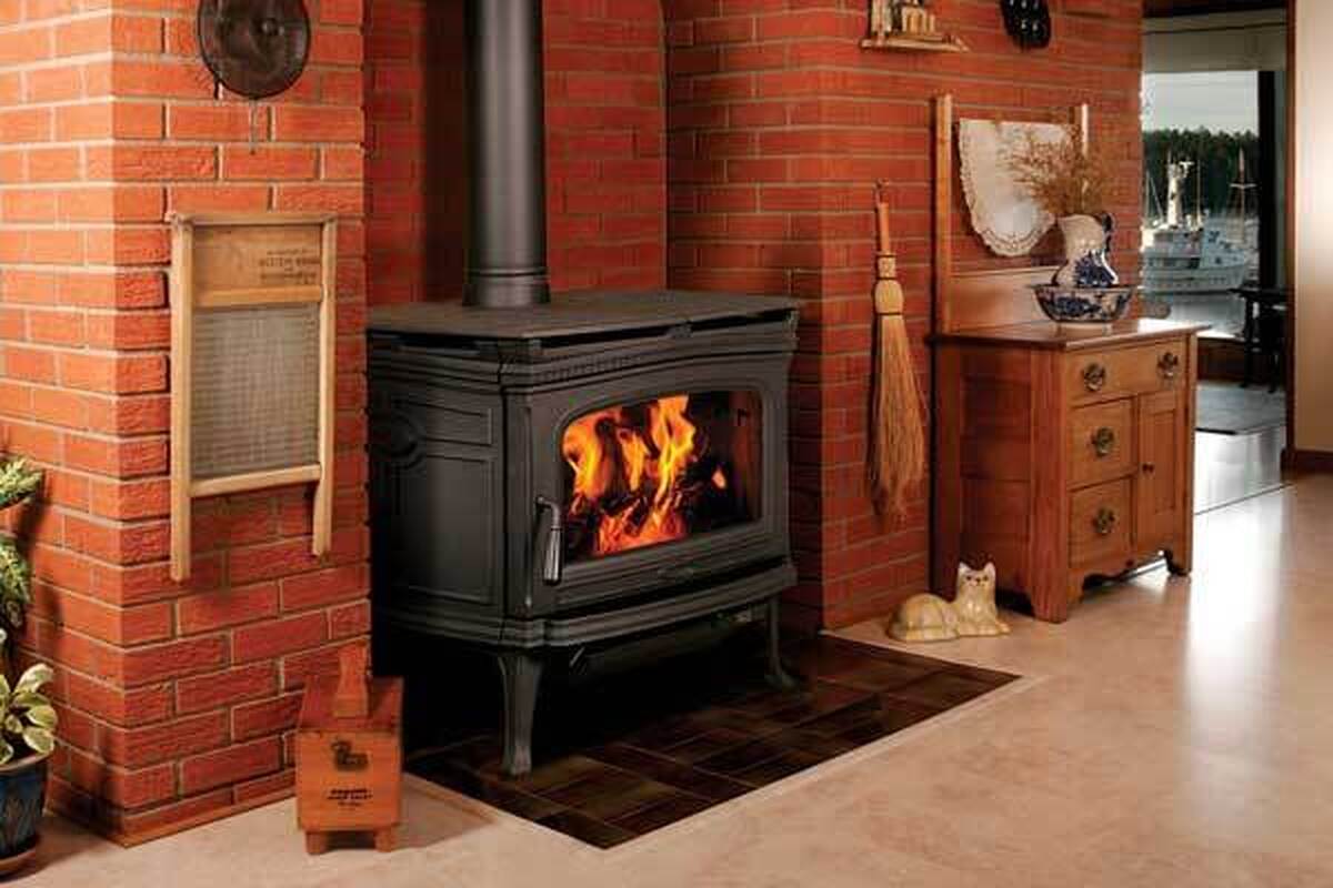 سرپرست سازمان آتش‌نشانی و خدمات ایمنی شهرداری کرج با هشدار، نسبت به افزایش خطرات ناشی از استفاده نادرست از وسایل گازسوز، خواستار توجه جدی شهروندان به اصول ایمنی شد.