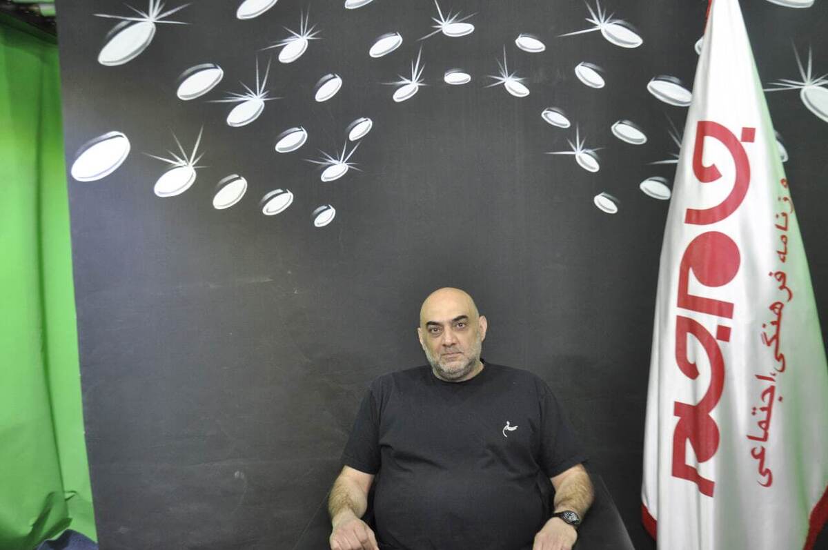 روزنامه جام جم البرز، گفتگویی را با مهندس سینا احمدی، متخصص طراحی و ساخت فضا‌های شهری، انجام داده است که ماحصل آن را در ذیل، می‌خوانید: