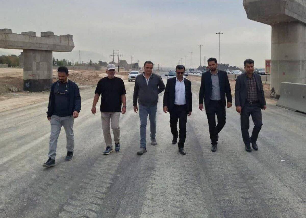 سرپرست اداره‌کل راهداری و حمل‌ونقل جاده‌ای استان البرز گفت: عملیات تعریض آزادراه کرج ـ قزوین در محدوده بهشت سکینه به‌زودی به پایان می‌رسد.