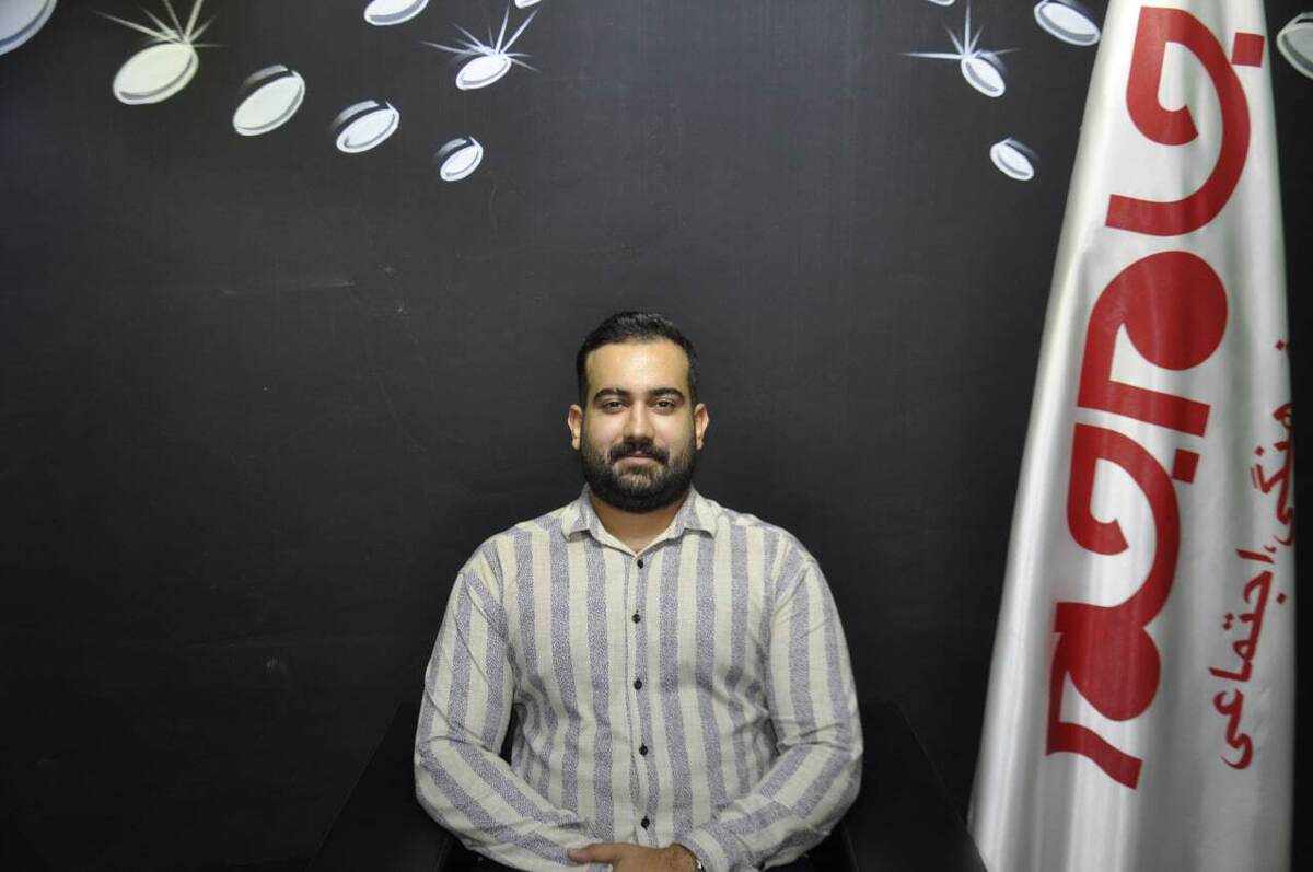 روزنامه جام جم البرز، با مبین می‌آبادی، مدیر مجموعه چارلی سیستم، گفتگویی انجام داده است که ماحصل آن را در ذیل، می‌خوانید: