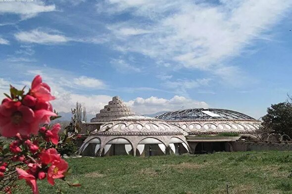 کاخ مروارید زیبنده کاخ موزه