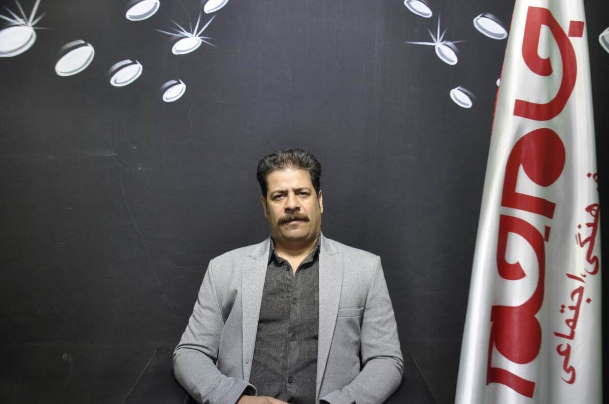 روزنامه جام جم البرز، گفتگویی را با حسن جویبار، میریت شرکت سایش آسیا برس، انجام داده است که ماحصل آن را در ذیل، می‌خوانید: