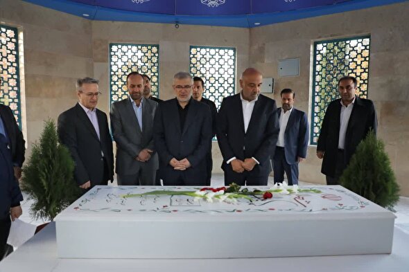 وزیر تعاون، کار و رفاه اجتماعی وارد البرز شد