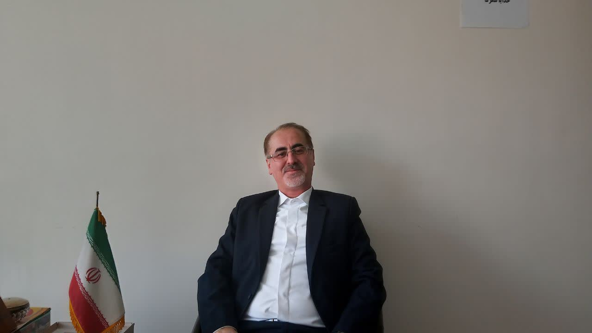 افتخار این را داشتیم تا با یکی از  مدیران توانمند کشورمان گفتوگویی اختصاصی داشته باشیم، توجه شما را به مصاحبه با داریوش انصاری، داروساز و عضو انجمن داروسازان ایران جلب میکنیم: