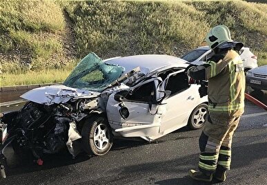 تصادف پژو ۲۰۷ وکامیون یک مصدوم بر جای گذاشت