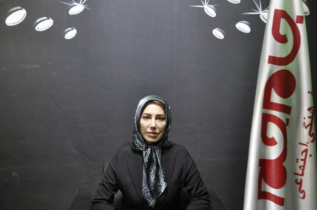 روزنامه جام جم البرز، مصاحبه‌ای با آرزو کیومرثی، مدیریت مرکز زیبایی بهرویان، انجام داده است که ماحصل آن را در ذیل، می‌خوانید: