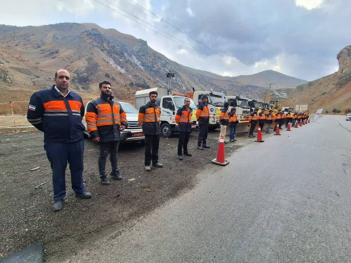 مدیرکل راهداری و حمل‌ونقل جاده‌ای استان البرز از آماده‌باش کامل نیروهای راهداری در محورهای مواصلاتی استان خبر داد.