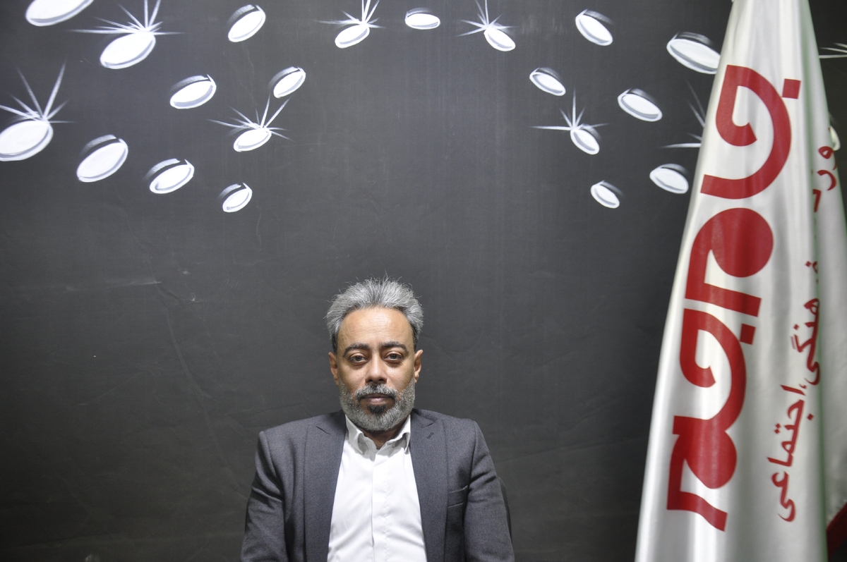 افتخار این را داشتیم تا با یکی از مدیران توانمند کشورمان گفتگویی اختصاصی داشته باشیم؛ توجه شما را به مصاحبه با محسن ابودوله، مدیر مجموعه عطاری رازی، جلب می‌نماییم: