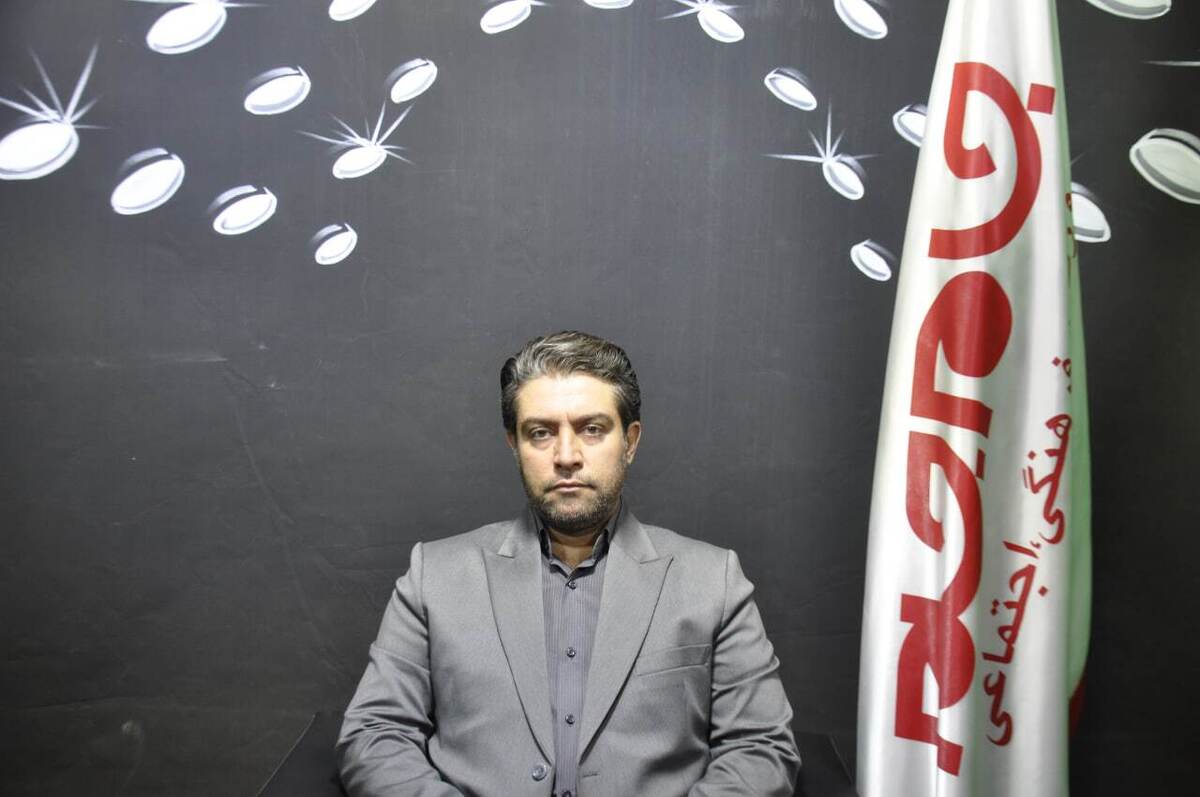 افتخار این را داشتیم تا با یکی از مدیران توانمند کشورمان گفتگویی اختصاصی داشته باشیم؛ توجه شما را به مصاحبه با هومن امیری، مدیریت فروشگاه هفت، جلب می‌نماییم: