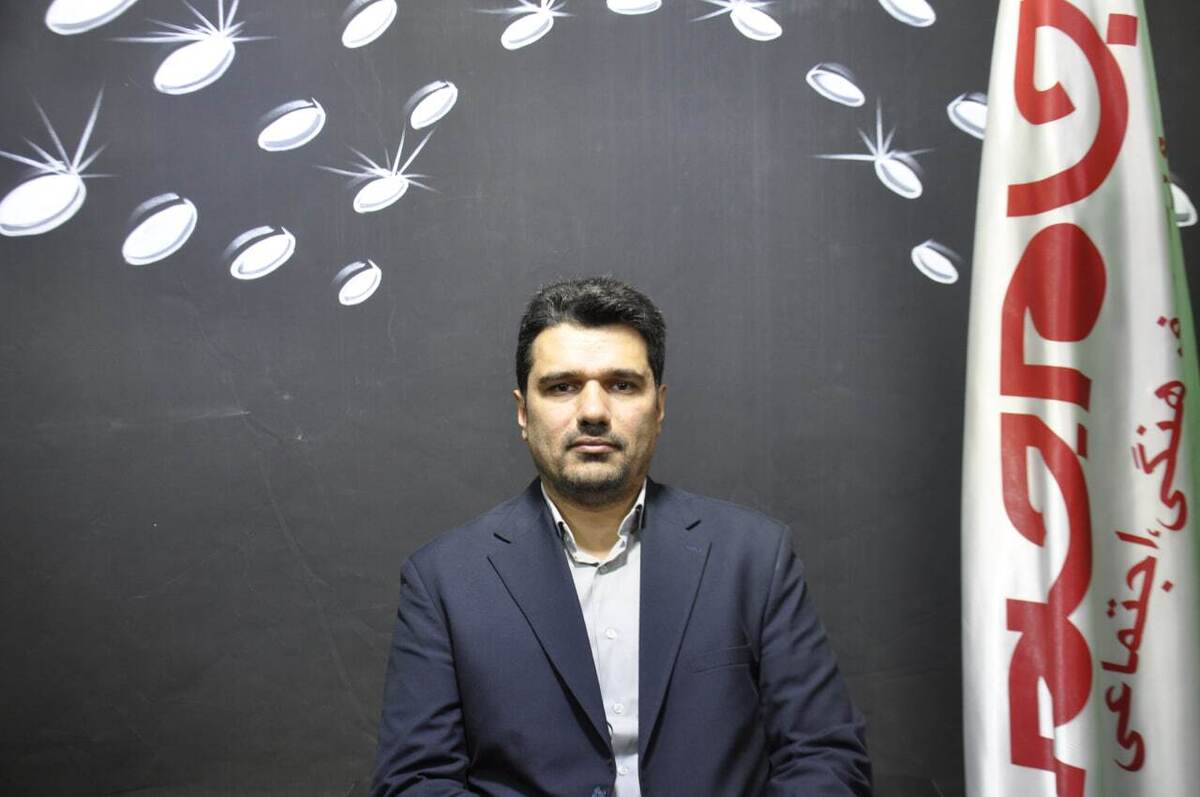 افتخار این را داشتیم تا با یکی از مدیران توانمند کشورمان گفتگویی اختصاصی داشته باشیم؛ توجه شما را به مصاحبه با محسن خدادوست، مدیر مجموعه برنا حساب، جلب می نماییم: