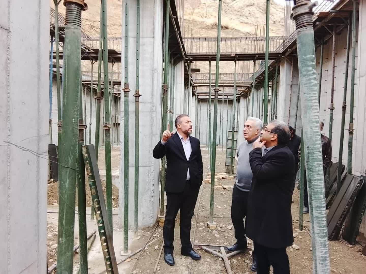 برنامهریزی،نظارت و حمایت از سرمایهگذاران محور اصلی توسعه گردشگری پایدار در کرج برنامهریزی،نظارت و حمایت از سرمایهگذاران محور اصلی توسعه گردشگری پایدار در کرج