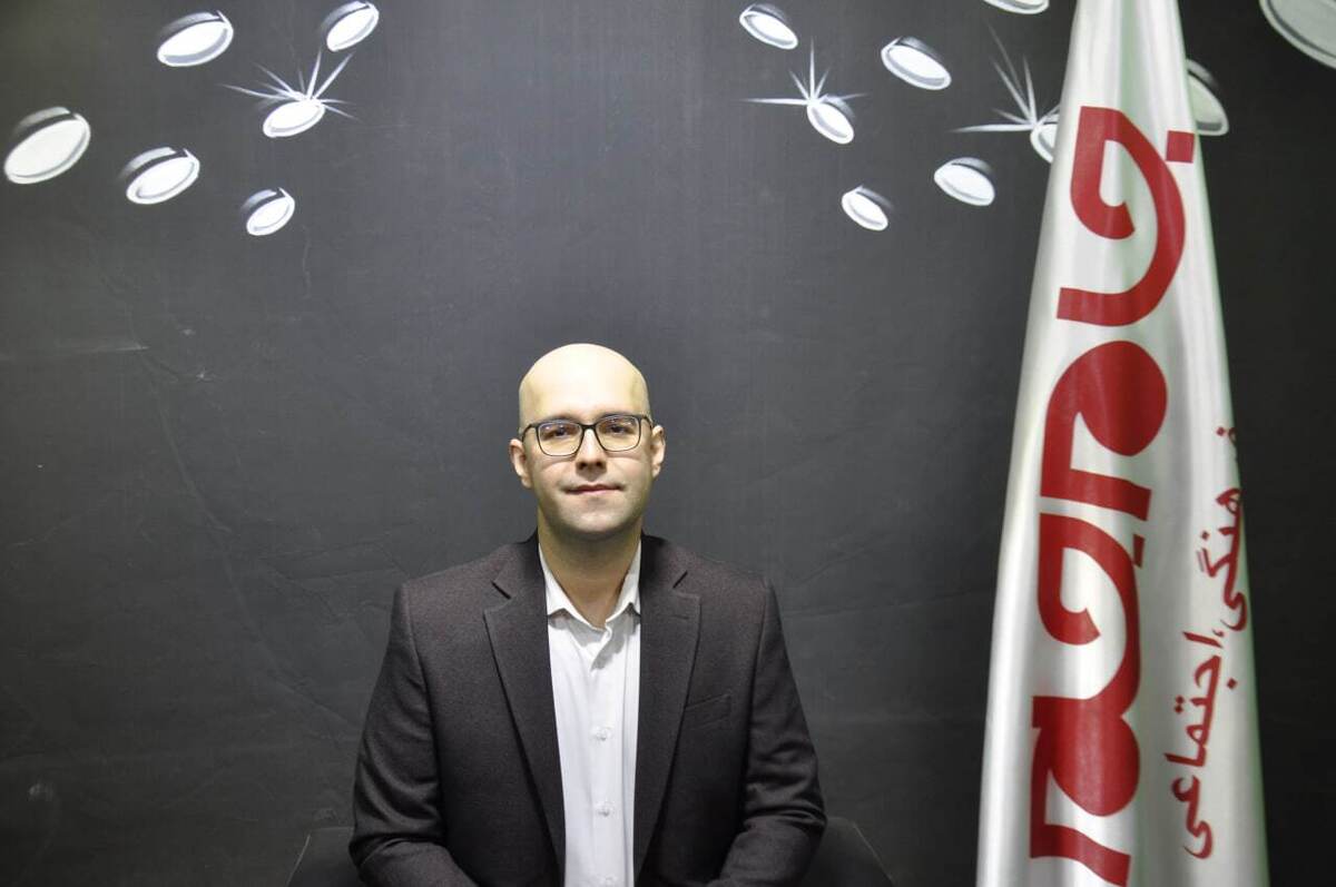 روزنامه جام جم البرز، مصاحبه ای با سید رضا میرزارضایی، مدیریت گالری ساعت ریتم، انجام داده است که ماحصل آن را در ذیل، می خوانید: