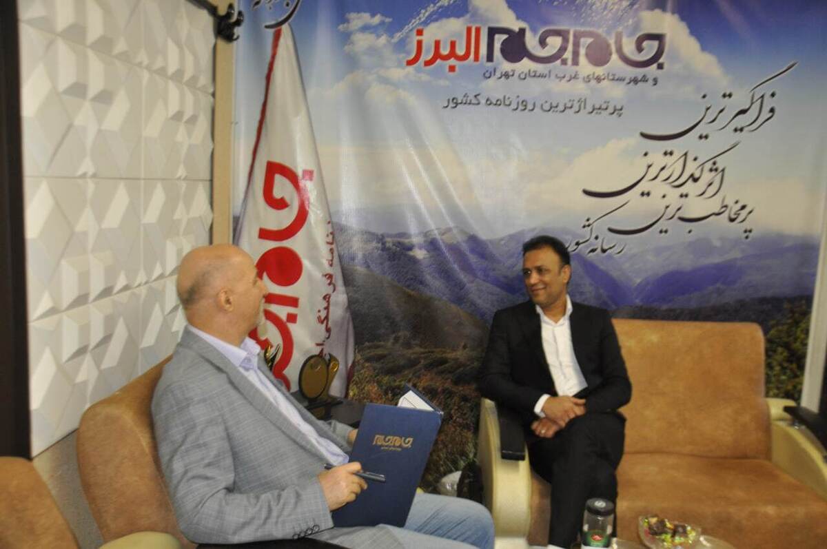 افتخار این را داشتیم تا با یکی از مدیران توانمند کشورمان گفتگویی اختصاصی داشته باشیم؛ توجه شما را به مصاحبه با مهدی غلامی، مدیر مجموعه سرماساز صنعت قصر یخ، جلب می‌نماییم: