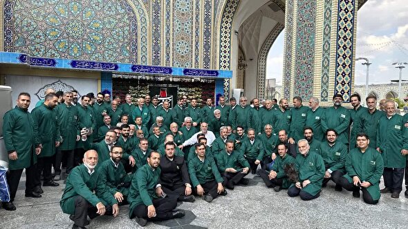 ببینید | روایت خادمان موکب امام رضا (ع) کرج از لحظه‌های ناب خدمت در حرم