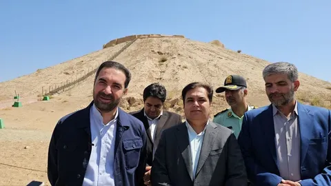 بازدید معاون وزیر میراث فرهنگی از آثار تاریخی شهرستان نظرآباد