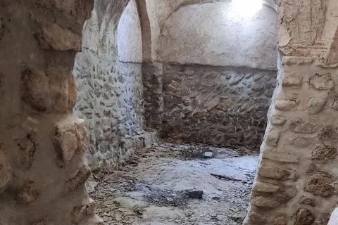 آغاز مرمت و بازسازی بخشی از حمام تاریخی روستای ورده و خانه آیت الله طالقانی