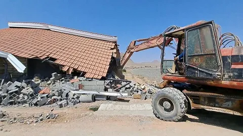 آزاد سازی ۸۰ هکتار از اراضی  غیر مجاز کشاورزی در نظرآباد