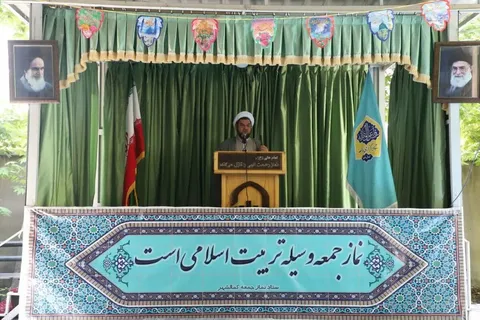 مکتب شهید سلیمانی باید به نسل جوان معرفی شود