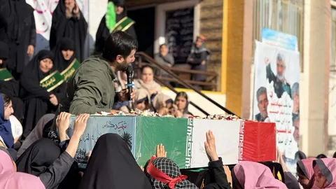 مهمان نوازی دانش آموزان فردیس از فرزند گمنام وطن