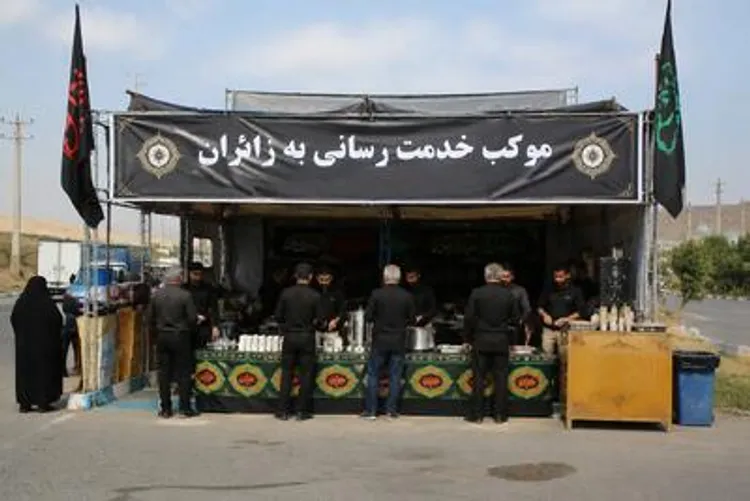 ۲۰ موکب در آزادراه تهران–کرج برای خدمت‌رسانی به زائران مراسم بدرقه «رهبر شهید» برپا شد