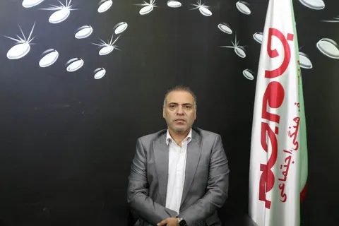 تولیدکنندگان با حفظ کیفیت محصول، قیمت رقابتی داشته باشند