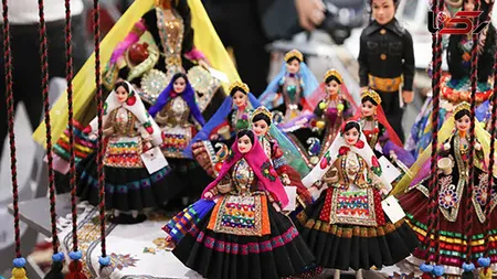 ویترینی از فرهنگ، هنر و صنایع‌دستی ایران