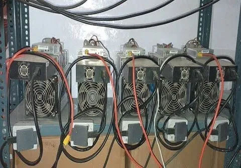 کشف ۸ دستگاه ماینر قاچاق در ساوجبلاغ