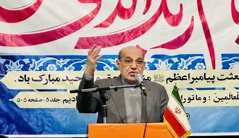 بصیرت، کلید رهایی از فتنه‌هاست