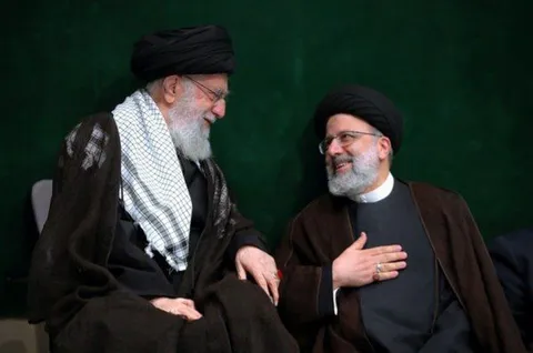 «سند واقعی، دست‌های پینه‌بسته کشاورزان بود»